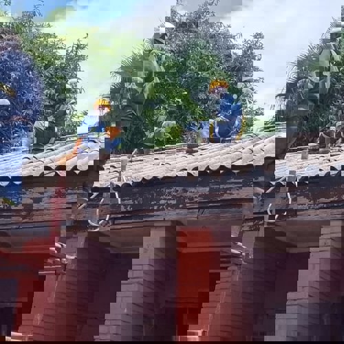 REMOVAL AND DISPOSAL OF ASBESTOS ROOFING  ON THE BUILDING EARMARKED FOR DEMOLITION